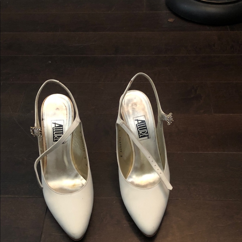 Allure White Pointed Slingback Heels with Rhinestone Buckle